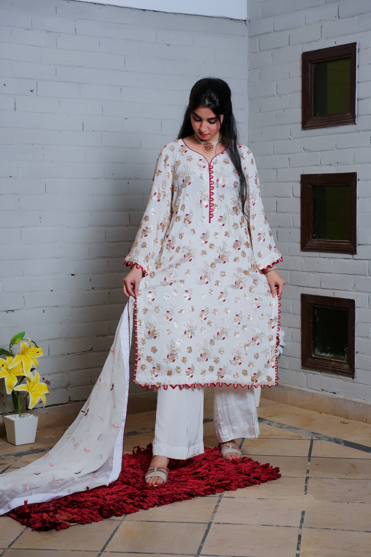 White and red embroidered suit — view 4