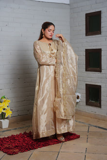 Golden tissue maxi set — view 2