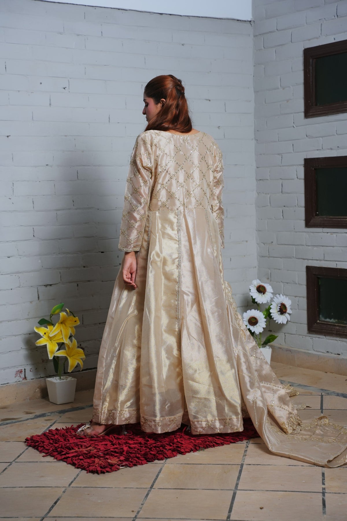 Golden tissue maxi set — back view