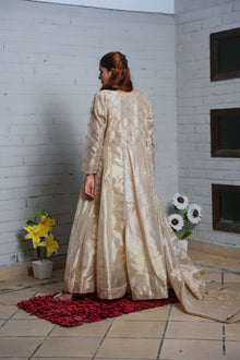 Golden tissue maxi set — back view
