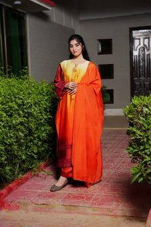 Orange-red gradient silk suit — view 2