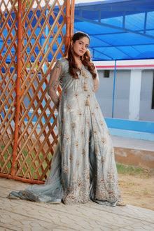 Urooj ferozi formal set — embroidery detail